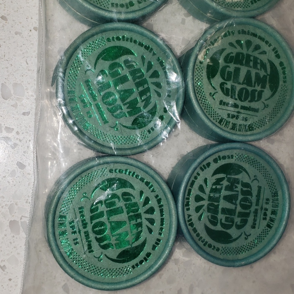 Green Glam Gloss